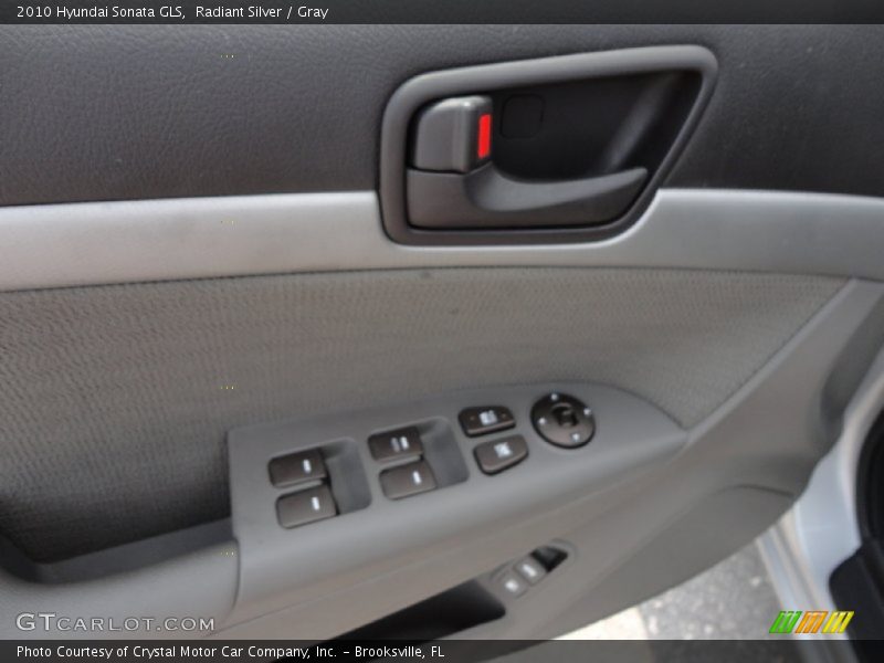 Radiant Silver / Gray 2010 Hyundai Sonata GLS