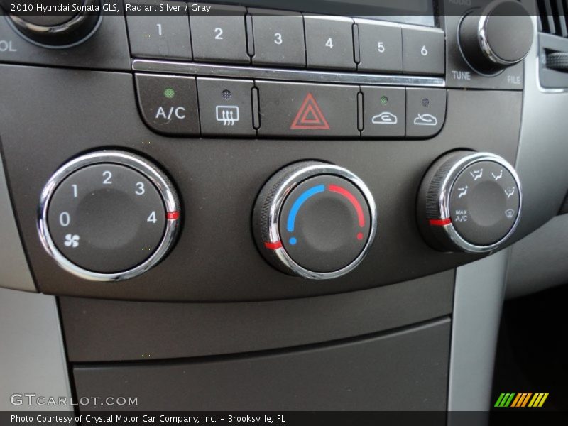 Radiant Silver / Gray 2010 Hyundai Sonata GLS