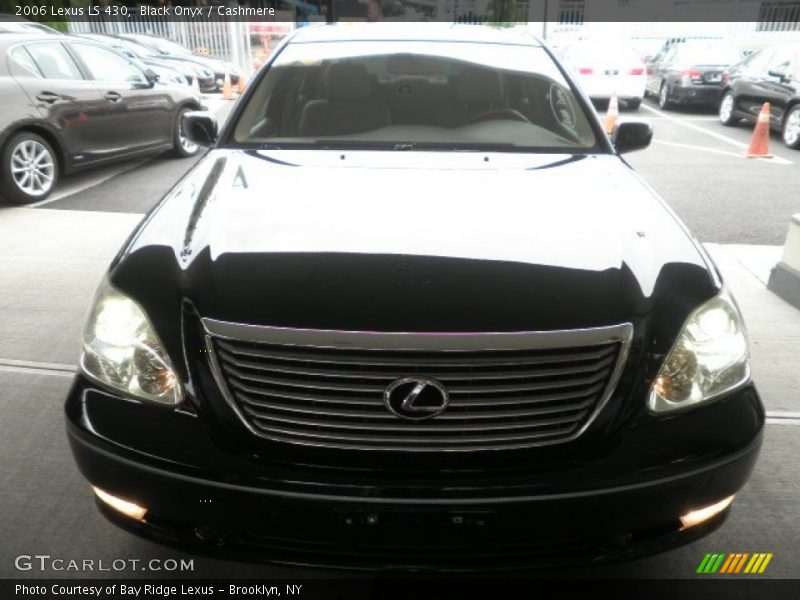 Black Onyx / Cashmere 2006 Lexus LS 430