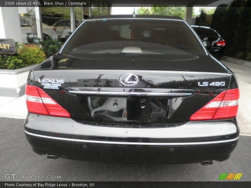 Black Onyx / Cashmere 2006 Lexus LS 430