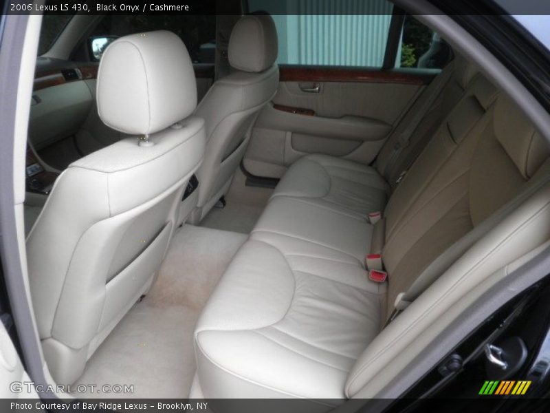 Black Onyx / Cashmere 2006 Lexus LS 430