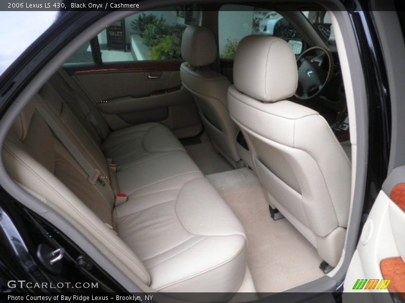 Black Onyx / Cashmere 2006 Lexus LS 430