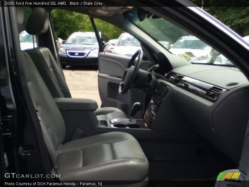  2005 Five Hundred SEL AWD Shale Grey Interior