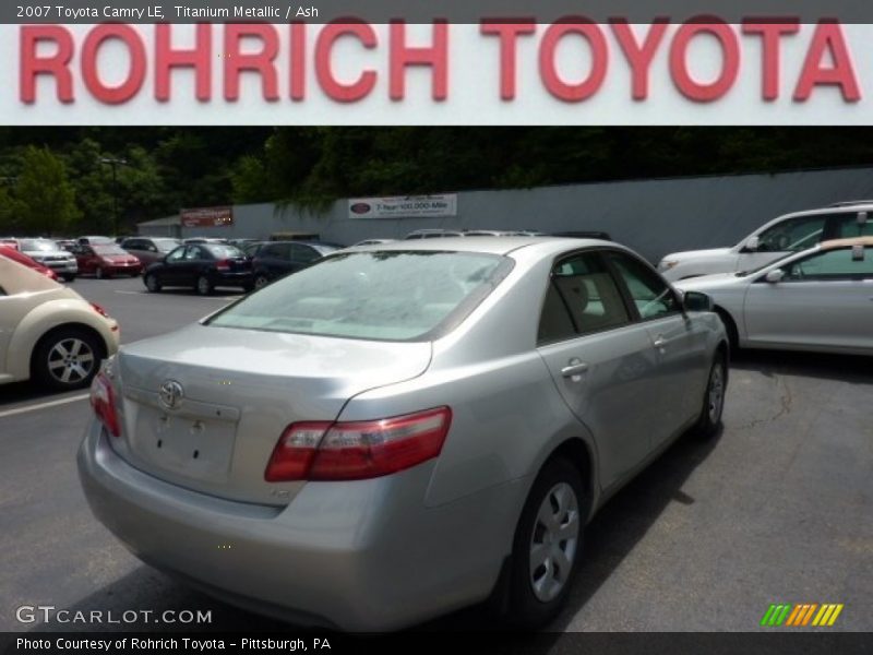 Titanium Metallic / Ash 2007 Toyota Camry LE