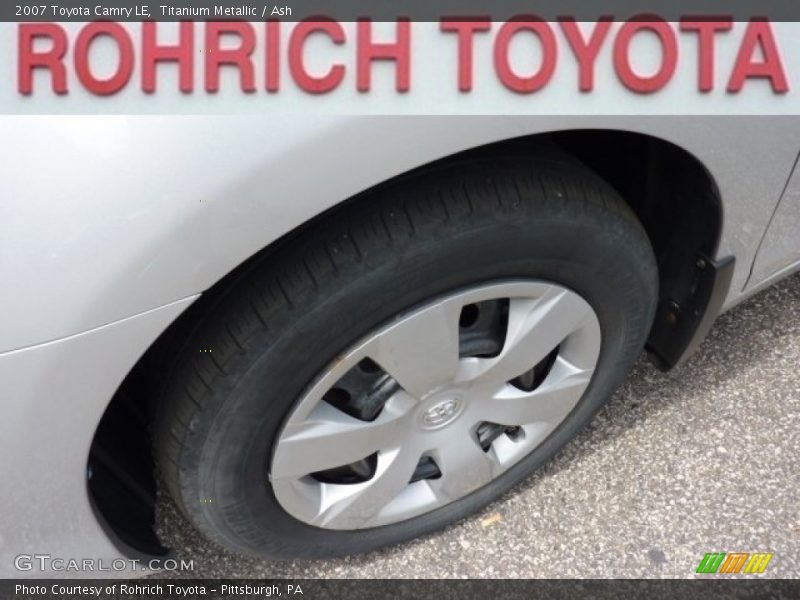 Titanium Metallic / Ash 2007 Toyota Camry LE