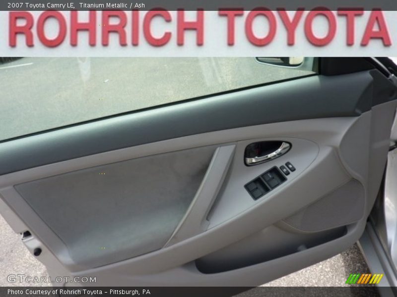 Titanium Metallic / Ash 2007 Toyota Camry LE