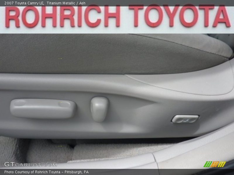 Titanium Metallic / Ash 2007 Toyota Camry LE