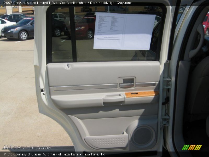 Cool Vanilla White / Dark Khaki/Light Graystone 2007 Chrysler Aspen Limited HEMI
