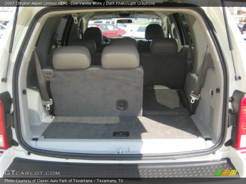 Cool Vanilla White / Dark Khaki/Light Graystone 2007 Chrysler Aspen Limited HEMI
