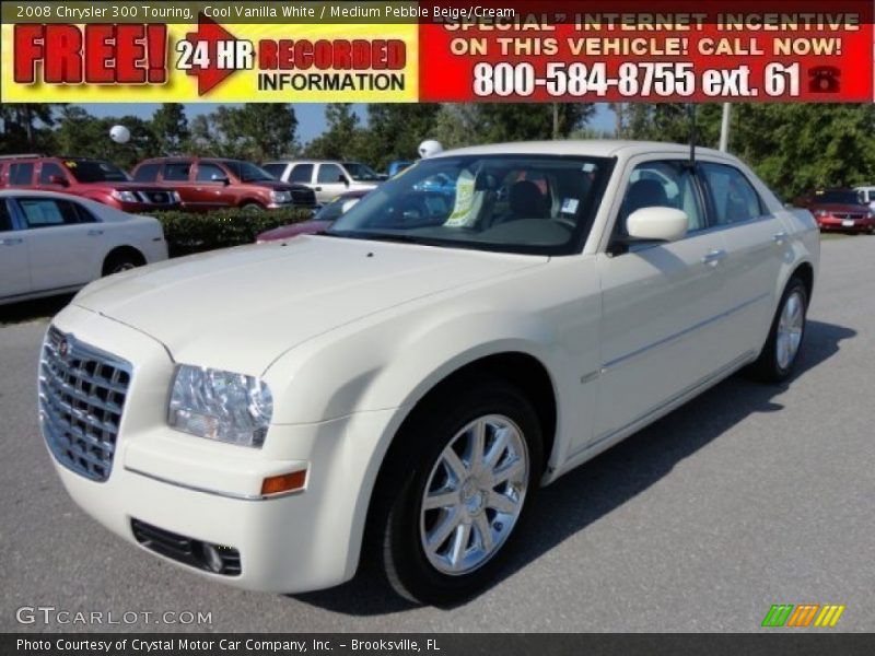 Cool Vanilla White / Medium Pebble Beige/Cream 2008 Chrysler 300 Touring