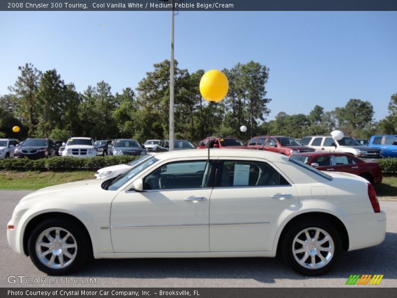 Cool Vanilla White / Medium Pebble Beige/Cream 2008 Chrysler 300 Touring