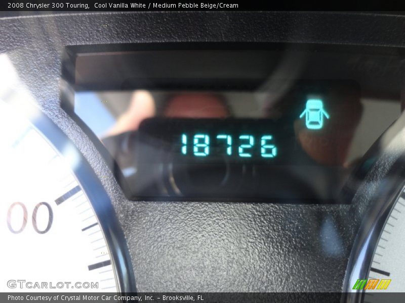 Cool Vanilla White / Medium Pebble Beige/Cream 2008 Chrysler 300 Touring