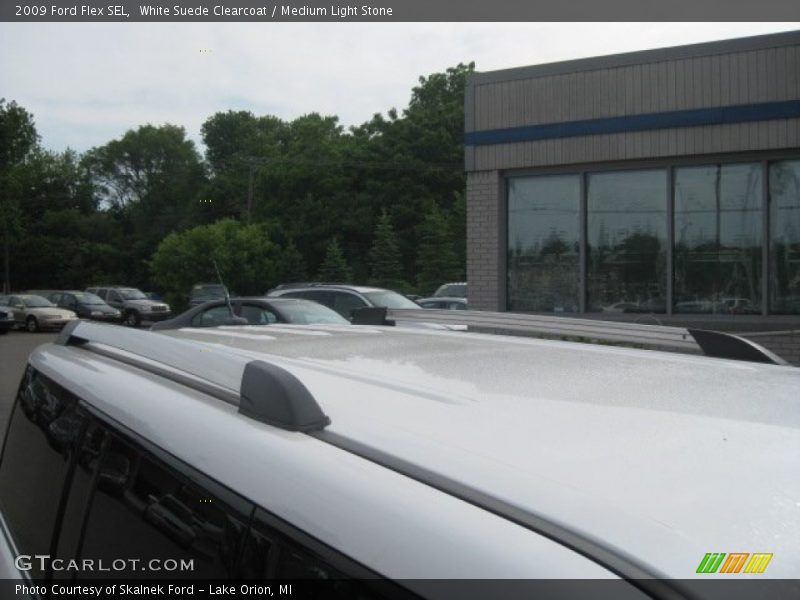 White Suede Clearcoat / Medium Light Stone 2009 Ford Flex SEL