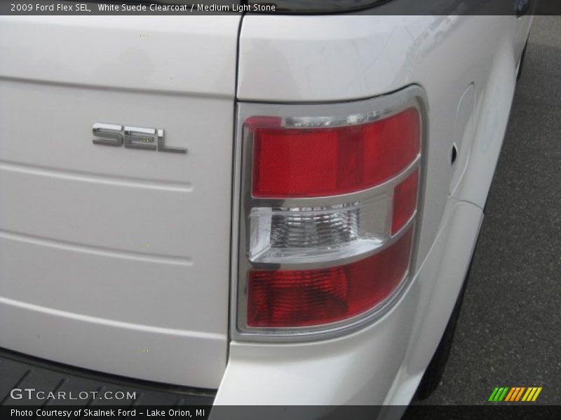 White Suede Clearcoat / Medium Light Stone 2009 Ford Flex SEL