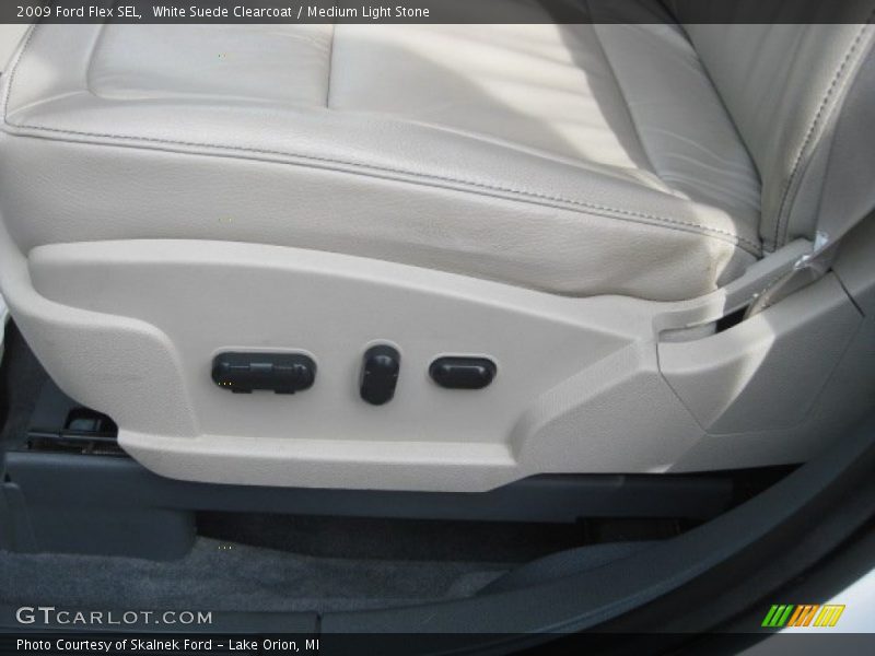 White Suede Clearcoat / Medium Light Stone 2009 Ford Flex SEL