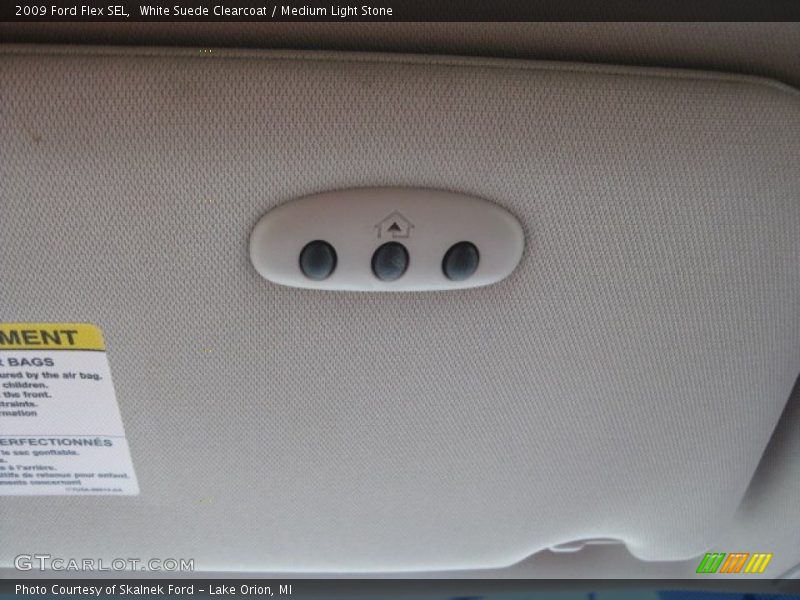 White Suede Clearcoat / Medium Light Stone 2009 Ford Flex SEL