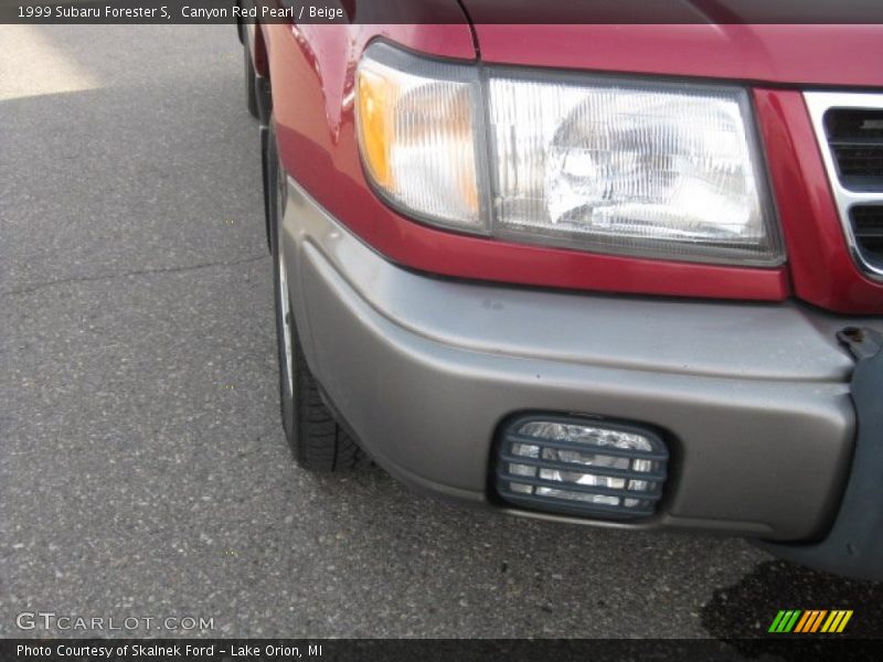 Canyon Red Pearl / Beige 1999 Subaru Forester S