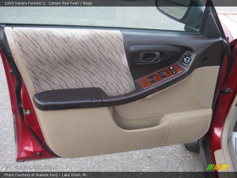 Canyon Red Pearl / Beige 1999 Subaru Forester S