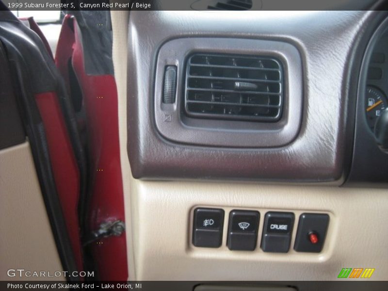 Canyon Red Pearl / Beige 1999 Subaru Forester S