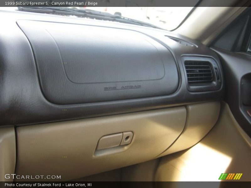 Canyon Red Pearl / Beige 1999 Subaru Forester S
