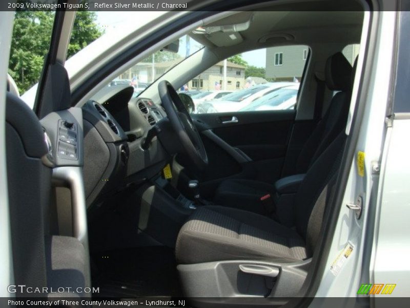 Reflex Silver Metallic / Charcoal 2009 Volkswagen Tiguan S