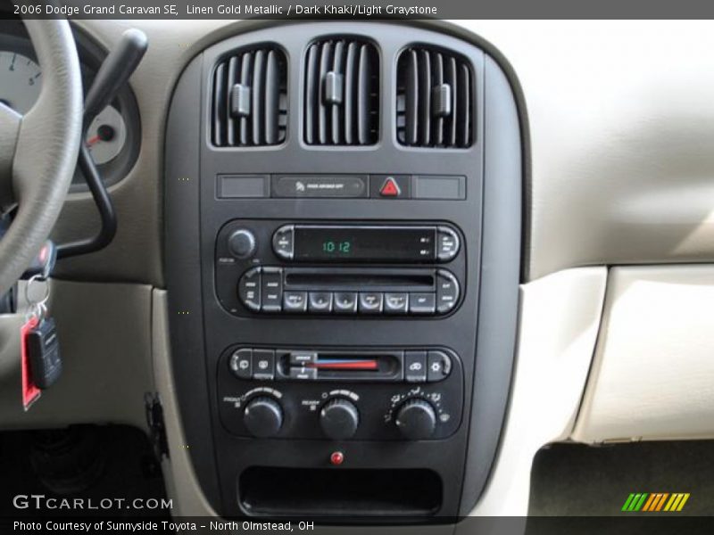 Linen Gold Metallic / Dark Khaki/Light Graystone 2006 Dodge Grand Caravan SE