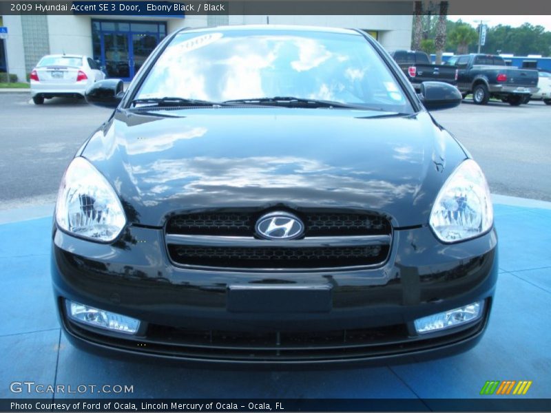 Ebony Black / Black 2009 Hyundai Accent SE 3 Door