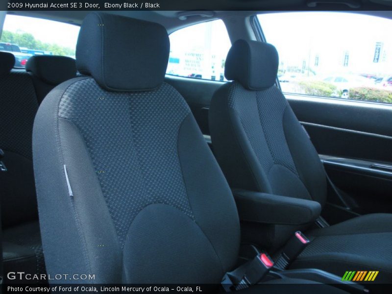 Ebony Black / Black 2009 Hyundai Accent SE 3 Door