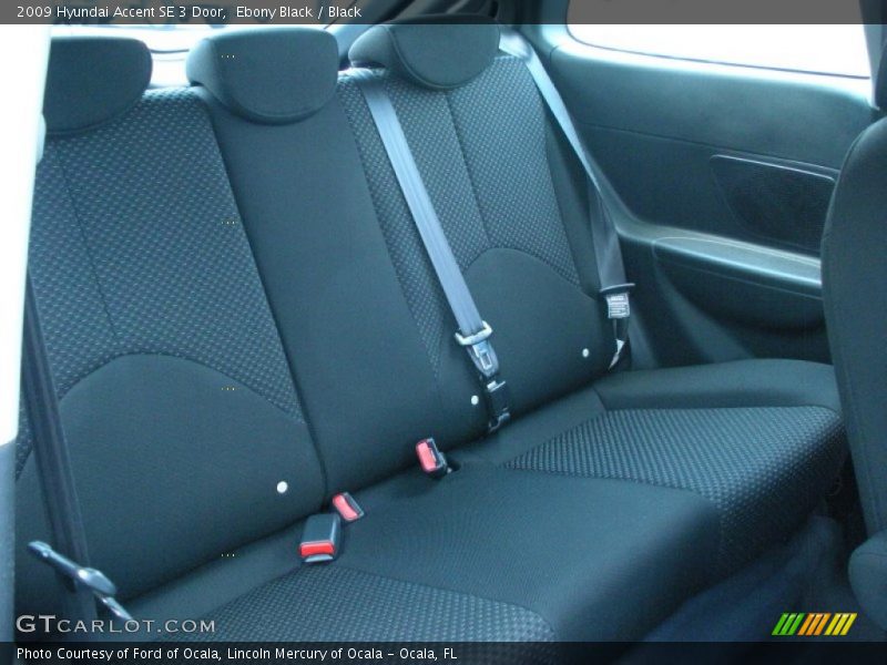  2009 Accent SE 3 Door Black Interior