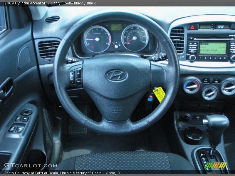  2009 Accent SE 3 Door Steering Wheel