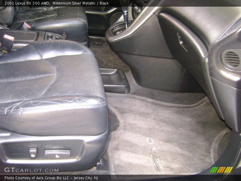 Millennium Silver Metallic / Black 2001 Lexus RX 300 AWD
