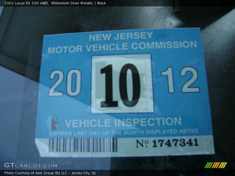 Millennium Silver Metallic / Black 2001 Lexus RX 300 AWD