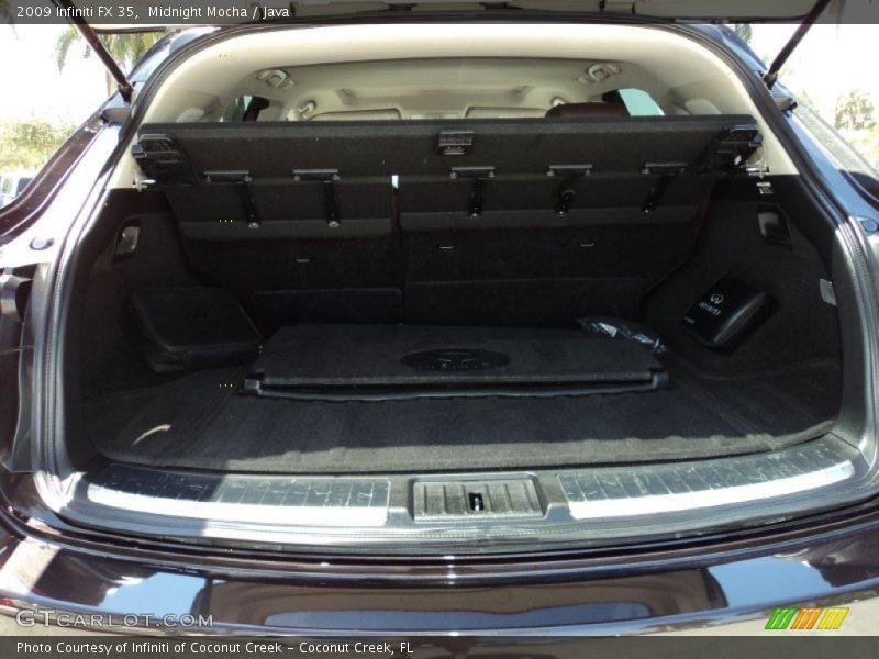  2009 FX 35 Trunk
