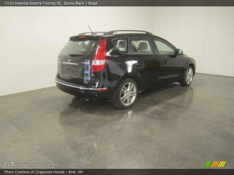 Ebony Black / Beige 2010 Hyundai Elantra Touring SE