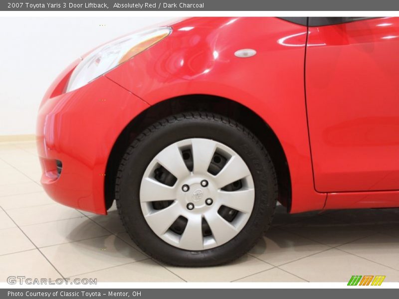Absolutely Red / Dark Charcoal 2007 Toyota Yaris 3 Door Liftback