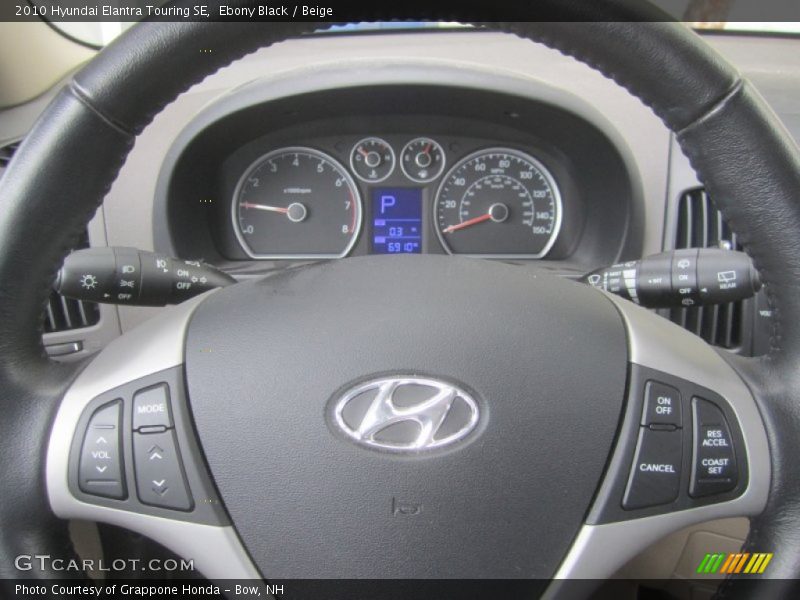 Ebony Black / Beige 2010 Hyundai Elantra Touring SE