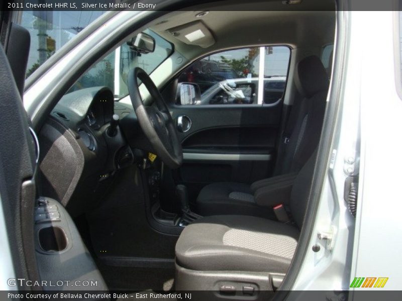 Silver Ice Metallic / Ebony 2011 Chevrolet HHR LS