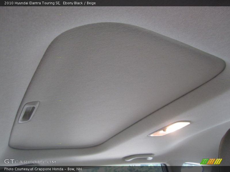 Ebony Black / Beige 2010 Hyundai Elantra Touring SE
