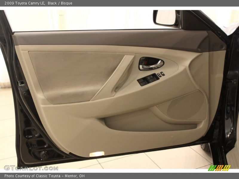 Black / Bisque 2009 Toyota Camry LE