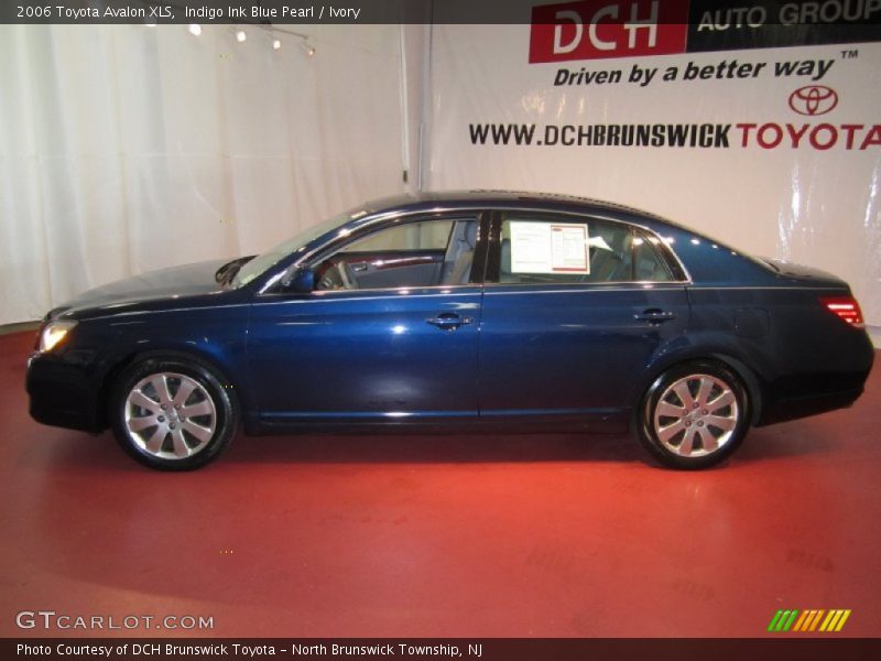 Indigo Ink Blue Pearl / Ivory 2006 Toyota Avalon XLS