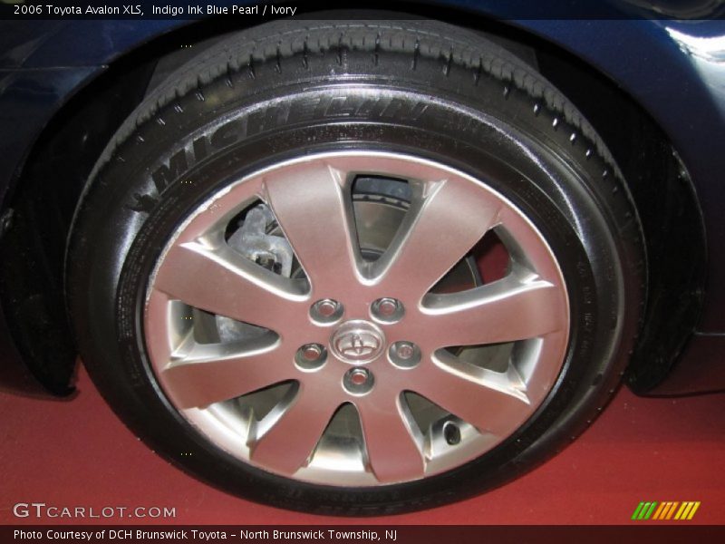 Indigo Ink Blue Pearl / Ivory 2006 Toyota Avalon XLS
