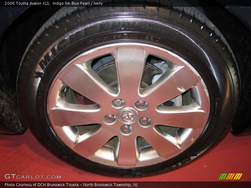 Indigo Ink Blue Pearl / Ivory 2006 Toyota Avalon XLS