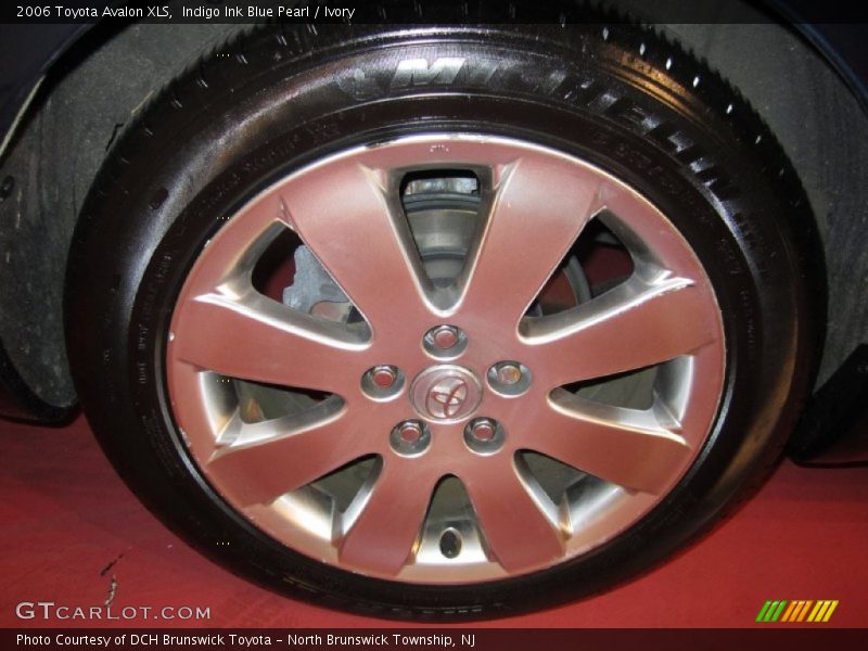 Indigo Ink Blue Pearl / Ivory 2006 Toyota Avalon XLS
