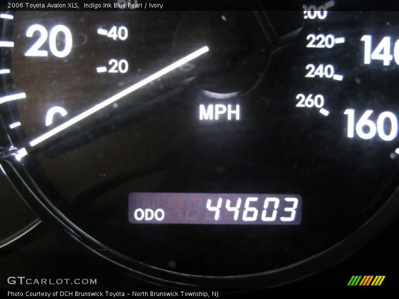 Indigo Ink Blue Pearl / Ivory 2006 Toyota Avalon XLS