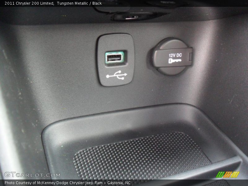 Controls of 2011 200 Limited