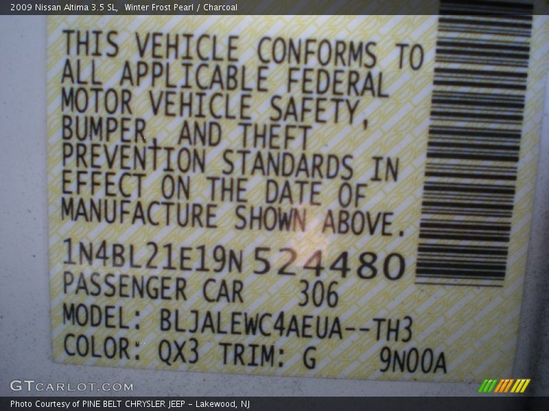 Winter Frost Pearl / Charcoal 2009 Nissan Altima 3.5 SL