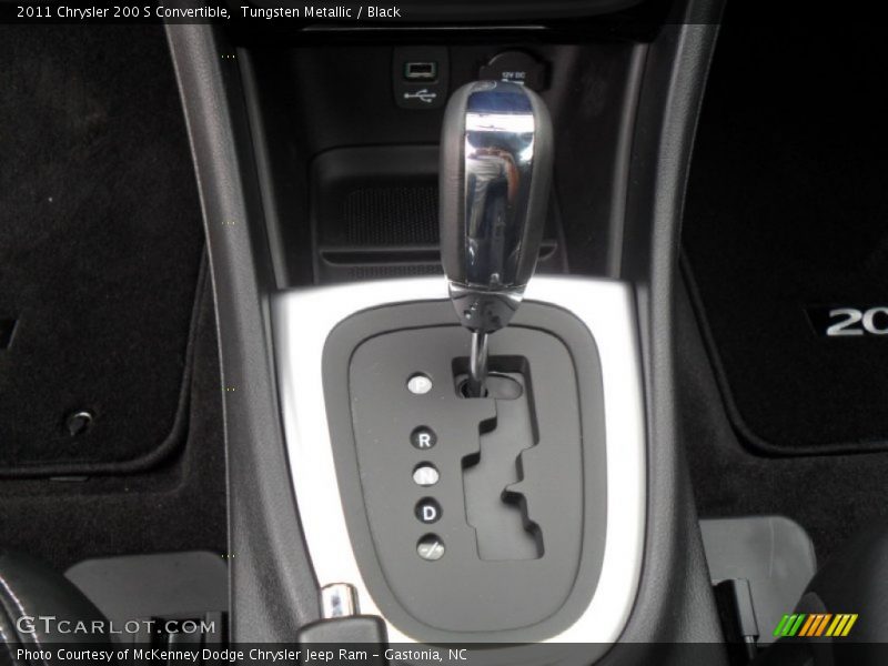  2011 200 S Convertible 6 Speed AutoStick Automatic Shifter