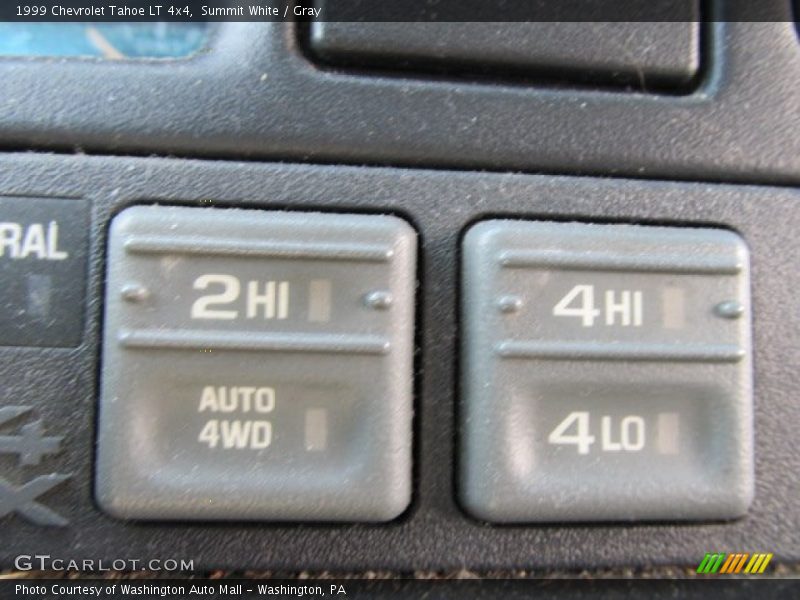 Summit White / Gray 1999 Chevrolet Tahoe LT 4x4