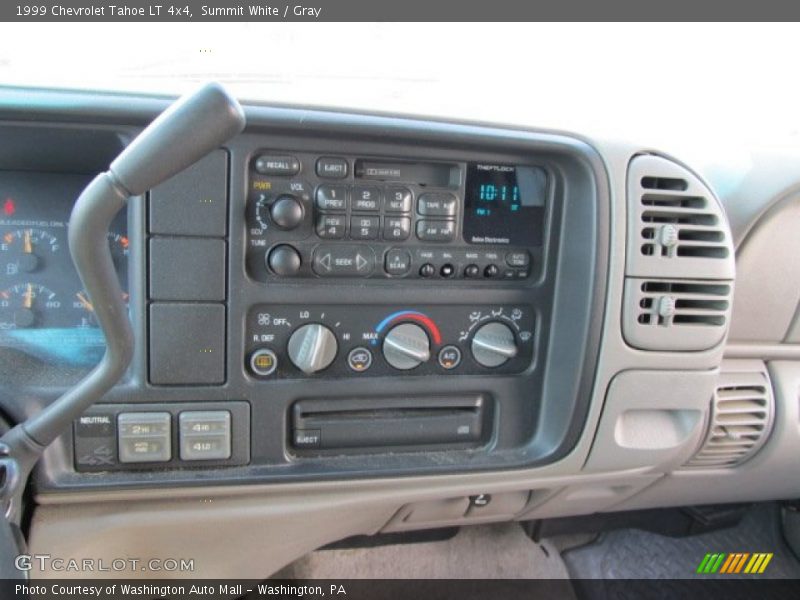 Summit White / Gray 1999 Chevrolet Tahoe LT 4x4