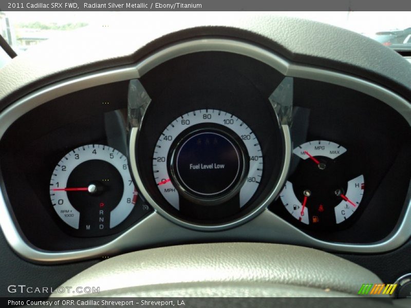 Radiant Silver Metallic / Ebony/Titanium 2011 Cadillac SRX FWD